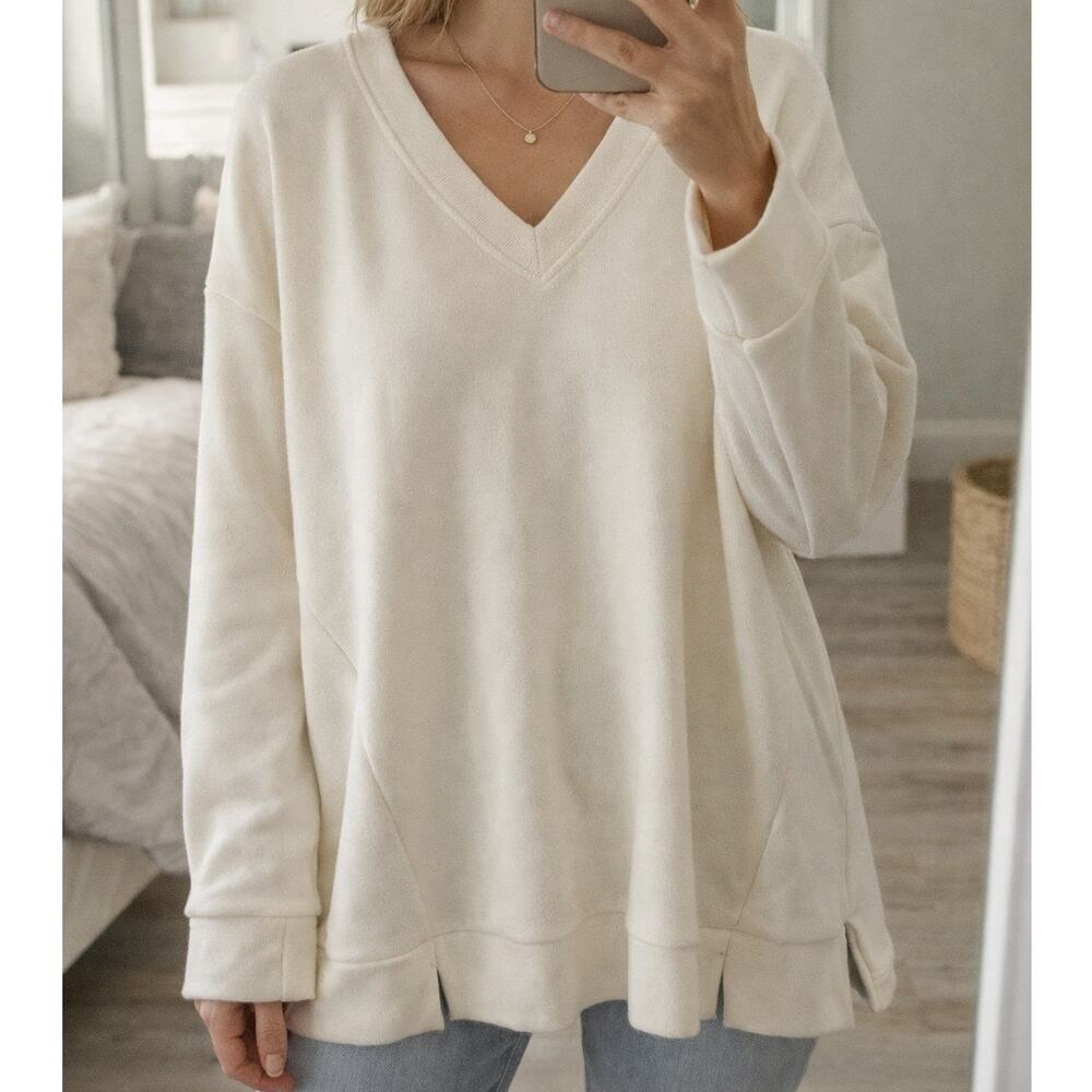 Marc New York by Andrew Marc Womens Extra Large V-Neck Sweatshirt Color Cream XL
